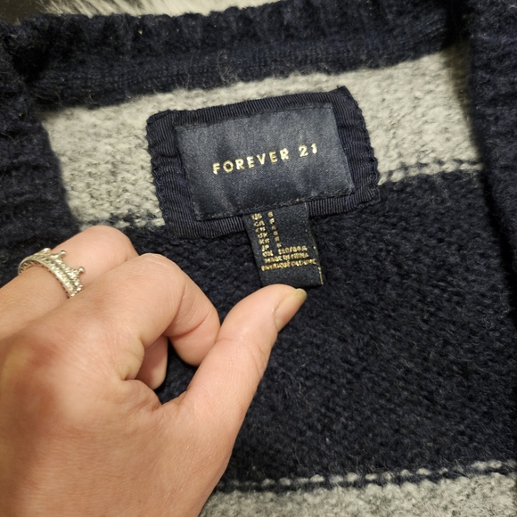 Cute Cardigans - Picture 2 of 3